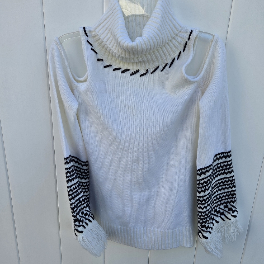 Venus Cold Shoulder Turtleneck Sweater Womens Bell Sleeves w/Fringe Ivory Size S - Picture 2 of 13